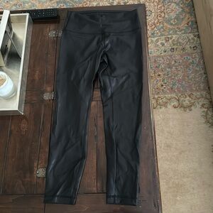 Women’s Lululemon Cropped High Rise Tights
